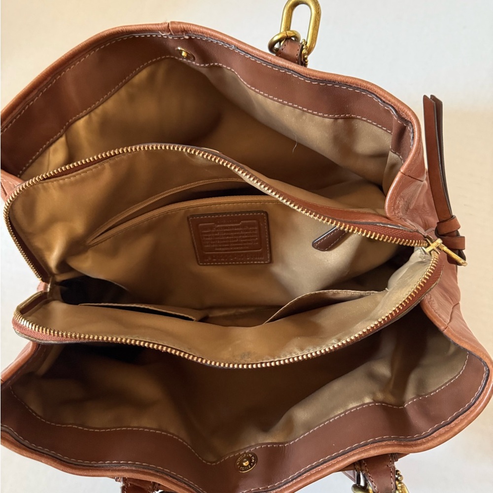 Coach Vintage Brown Leather Satchel with Gold-Tone Hardware - Picture 7 of 11
